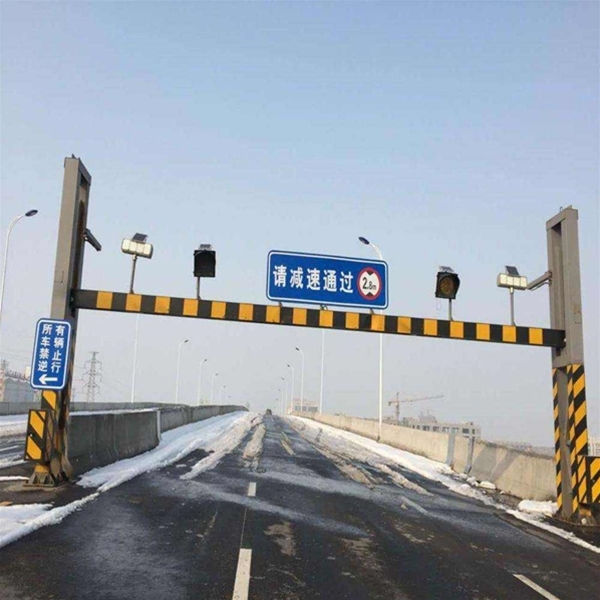 巴音郭楞交通限高杆-LB-05