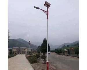 巴音郭楞车站太阳能路灯生产厂家