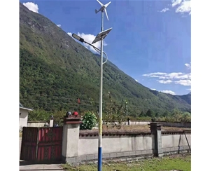 巴音郭楞壁挂太阳能路灯生产厂家